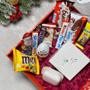 Подарунковий бокс AirPods Pro 2 + Kinder